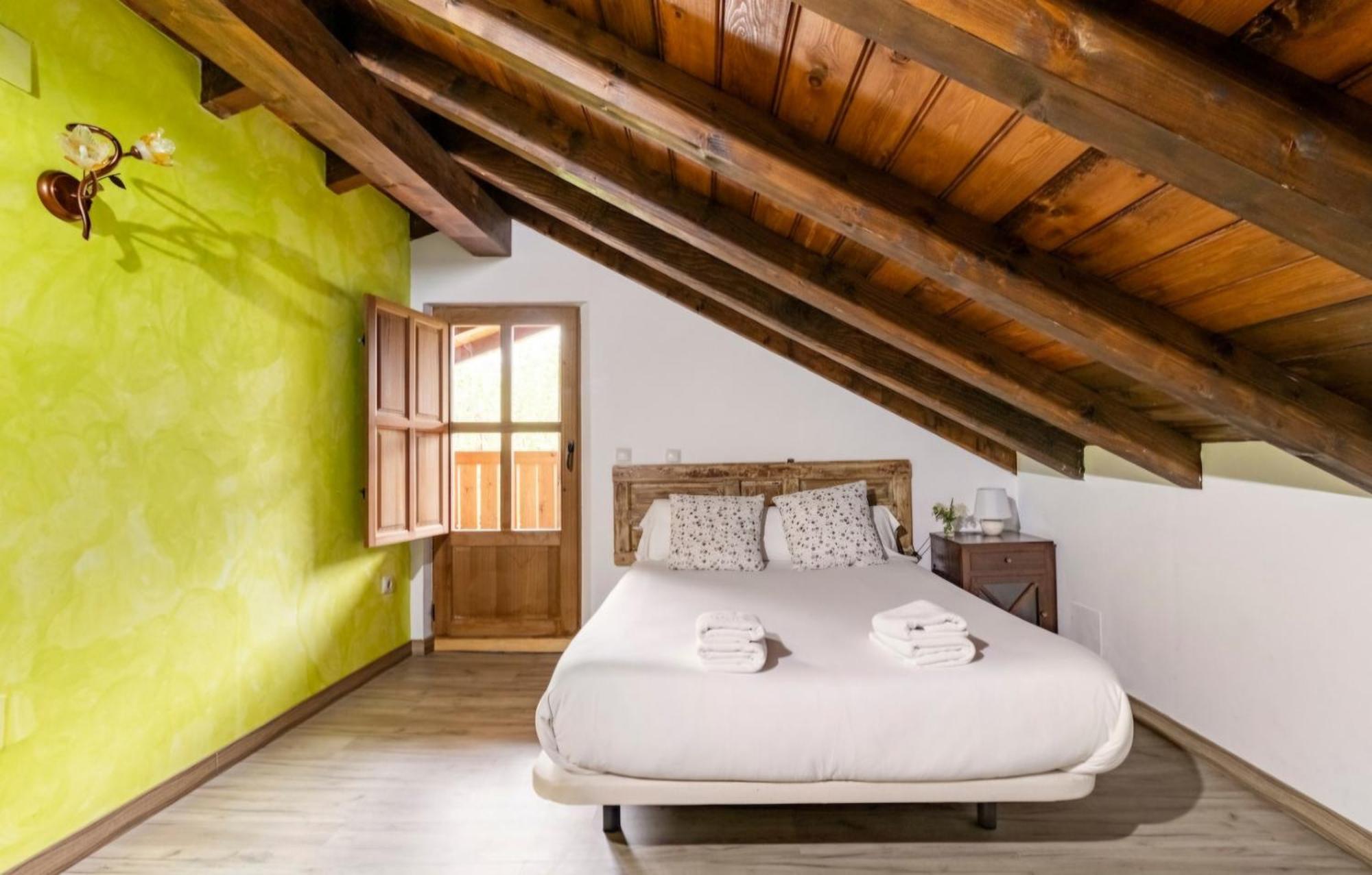 Casa De Pueblo Las Golondrinas De Luena San Miguel de Luena Zewnętrze zdjęcie