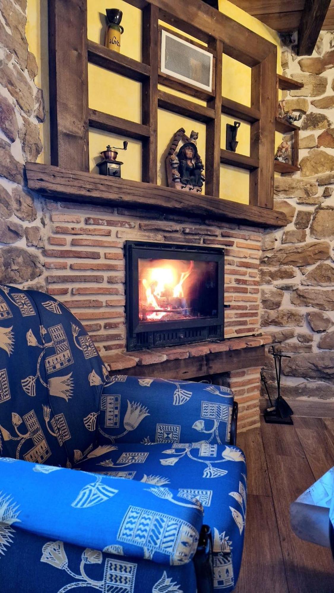 Casa De Pueblo Las Golondrinas De Luena San Miguel de Luena Zewnętrze zdjęcie